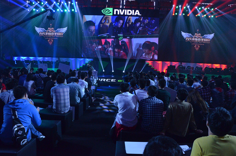 JackeyLove是本赛季伊泽瑞尔使用最多、胜率最高的选手